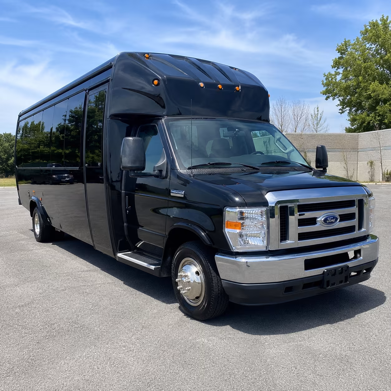 venue shuttle loops between shem creek sullivan s island and isle of palms